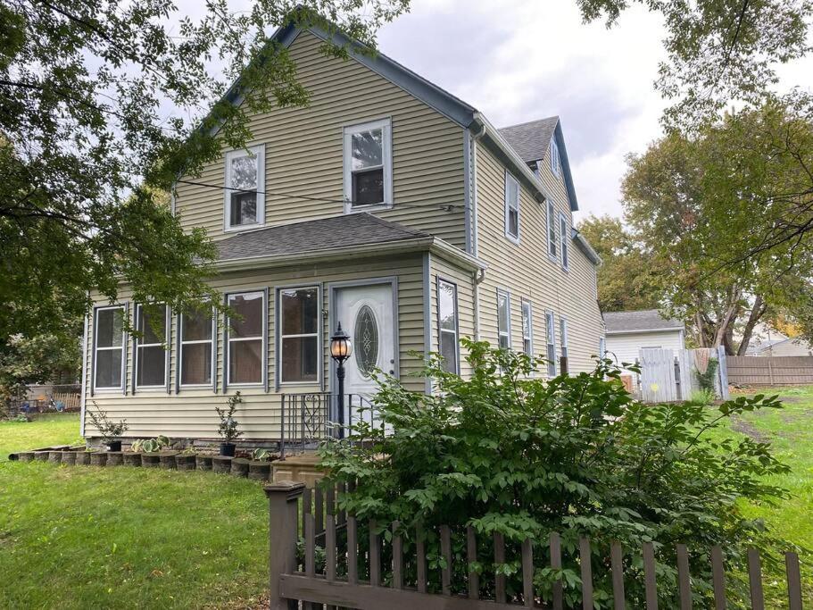 **Stylish Pet Friendly 3 Bedroom House** Cleveland Eksteriør bilde